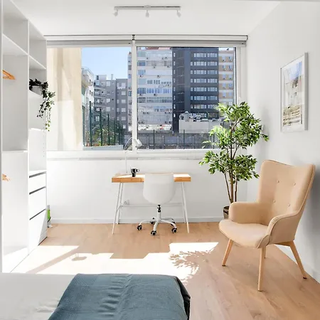 Bright In - 3 Bedrooms Лиссабон
