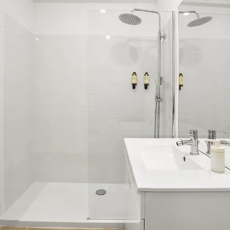 Bright In - 3 Bedrooms By Lisbeyond *